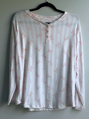 Flora Nikrooz Pajama Top Womens Small Pink Bow Stripe Long Sleeve Sleepwear